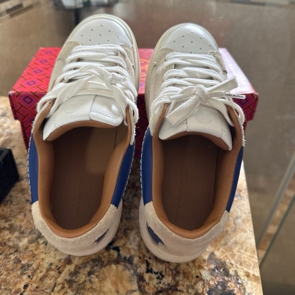 TB Women's Ladybug Low Top Sneakers - Picture 4 of 7